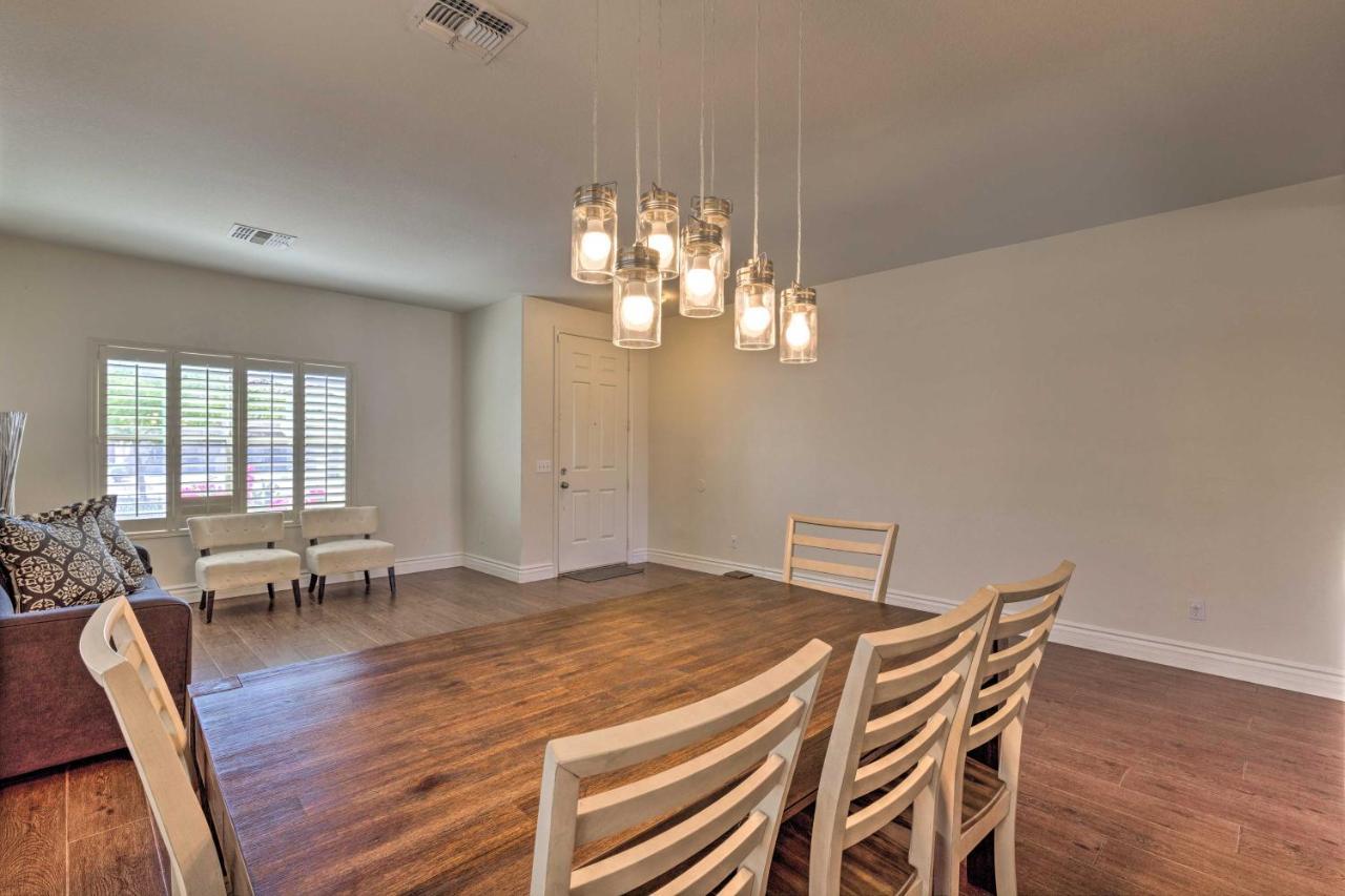 Spacious Retreat With Patio Pets Welcome! Casa de férias Phoenix