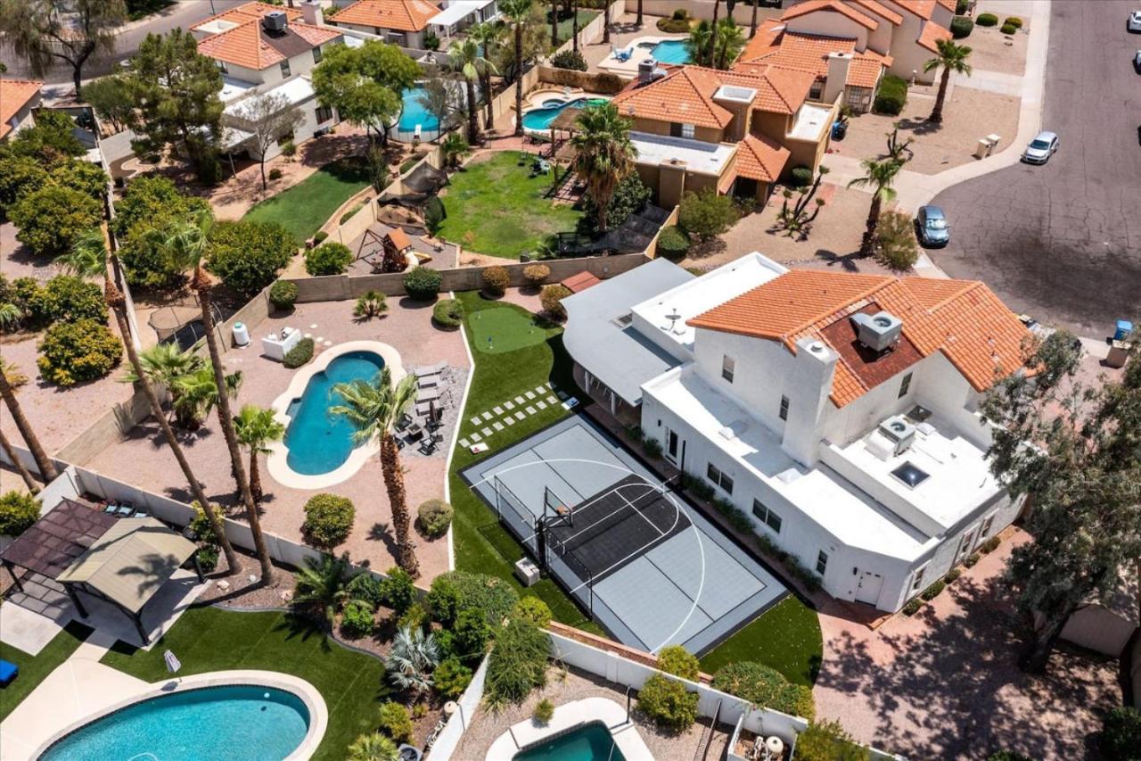 Pickleball-basketball-heatedpool-games-2masterbrs Holiday home Phoenix