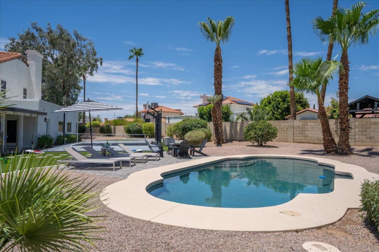 Holiday home Pickleball-basketball-heatedpool-games-2masterbrs Phoenix