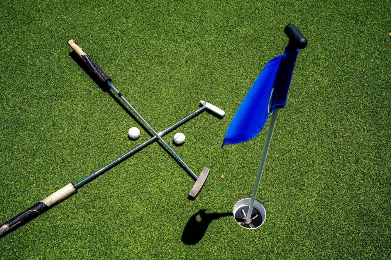 Pickleball-basketball-heatedpool-games-2masterbrs *