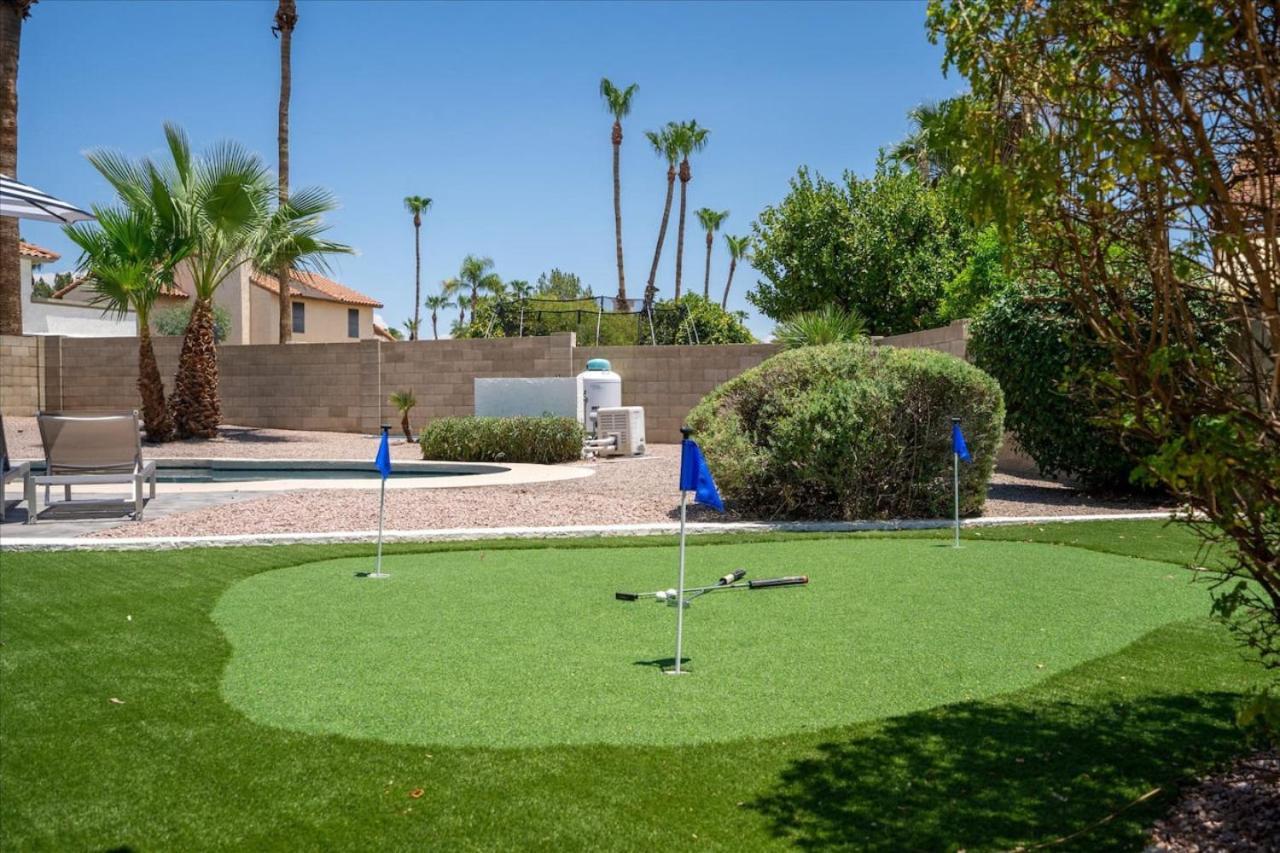 Holiday home Pickleball-basketball-heatedpool-games-2masterbrs