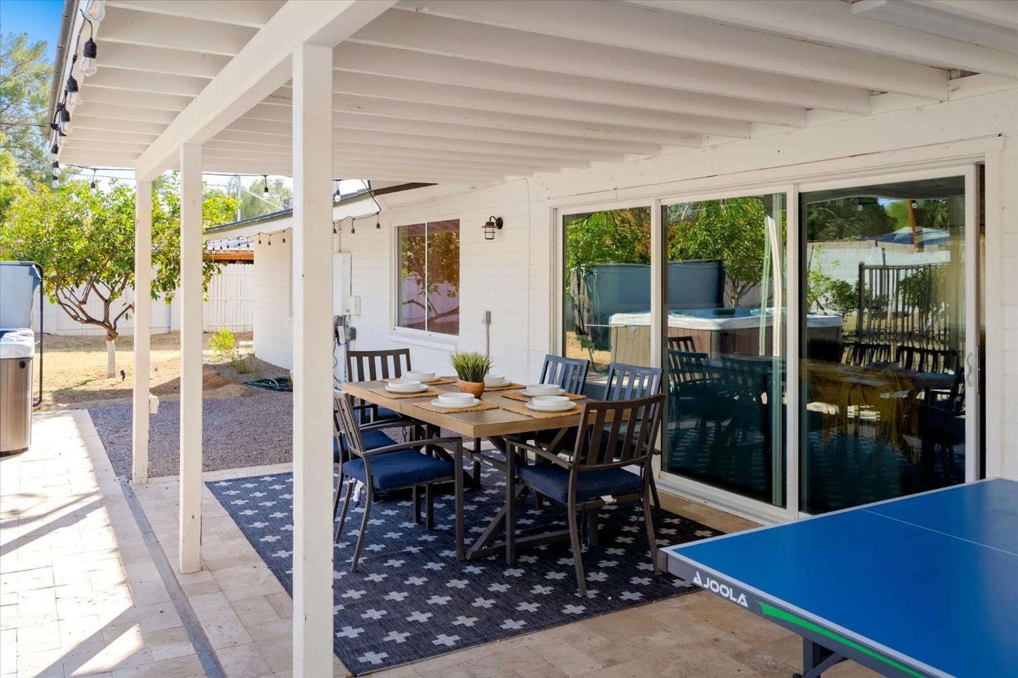 3 Bedroom Paradise Pool Hot Tub Fire Pit Ping Pong Phoenix