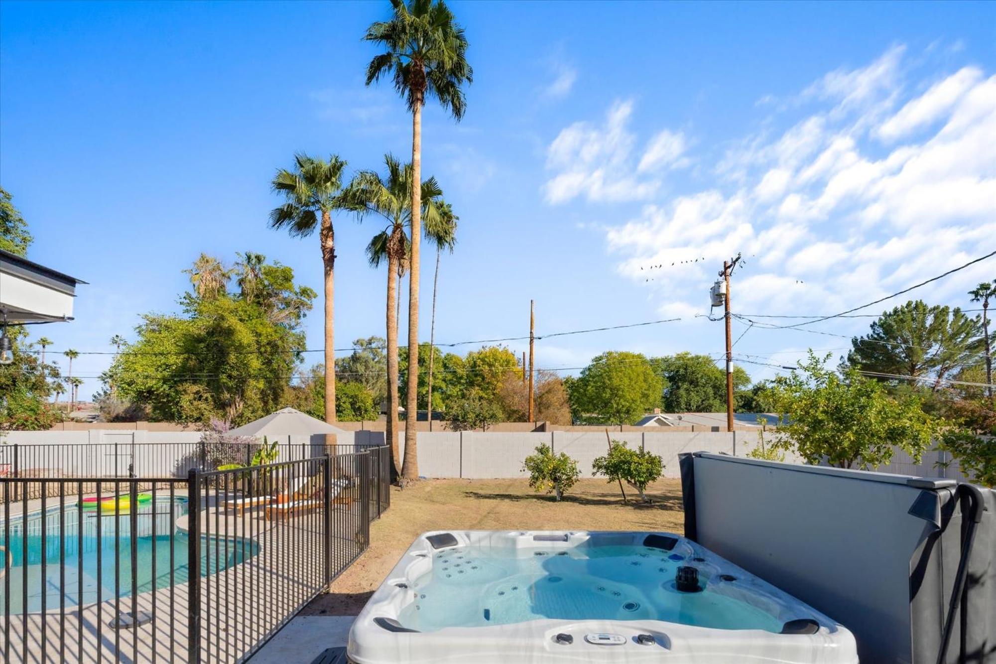 3 Bedroom Paradise Pool Hot Tub Fire Pit Ping Pong Casa de férias