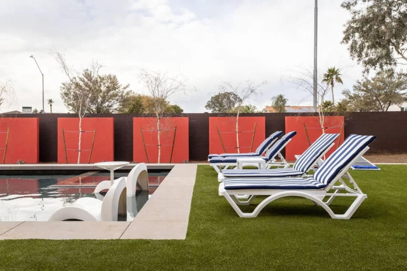 Blue Sky Modern - Iconic Architecture Pool & Holiday home Phoenix