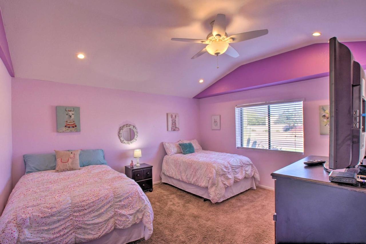 Casa de férias Pet-friendly Glendale With Pool And Putting Phoenix