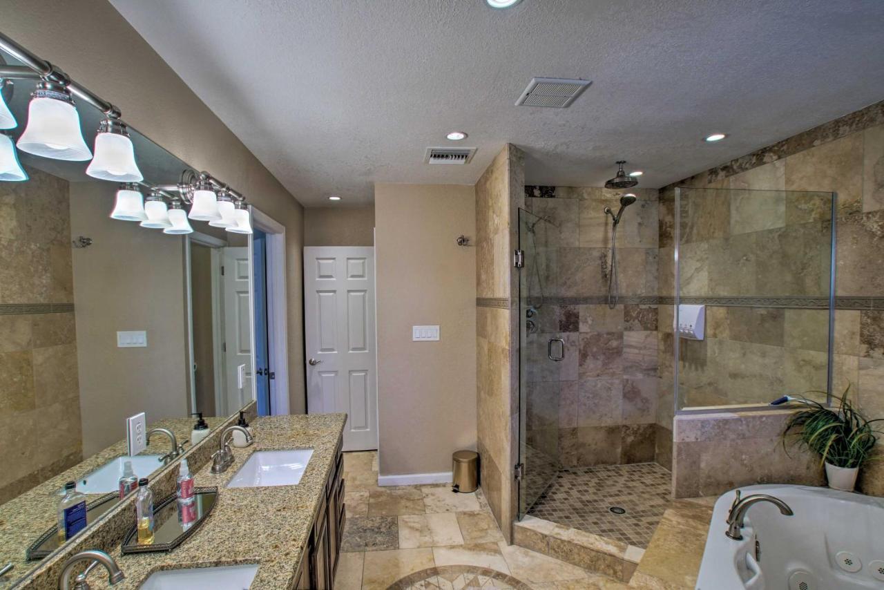 Casa de férias Pet-friendly Glendale With Pool And Putting