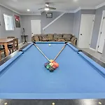 Ultimate Phoenix Group Getaway Patio And Pool!