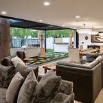 Arcadia Beach Club - 4-Villa Luxe Retreat With Pool