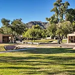Phoenix Home Golf, Hike, And Explore Downtown!