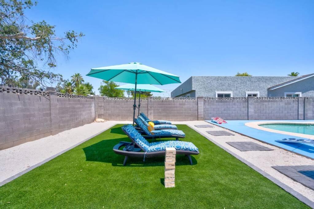 Fab Phx Getaway W/ Pool & Fire Pit Phoenix