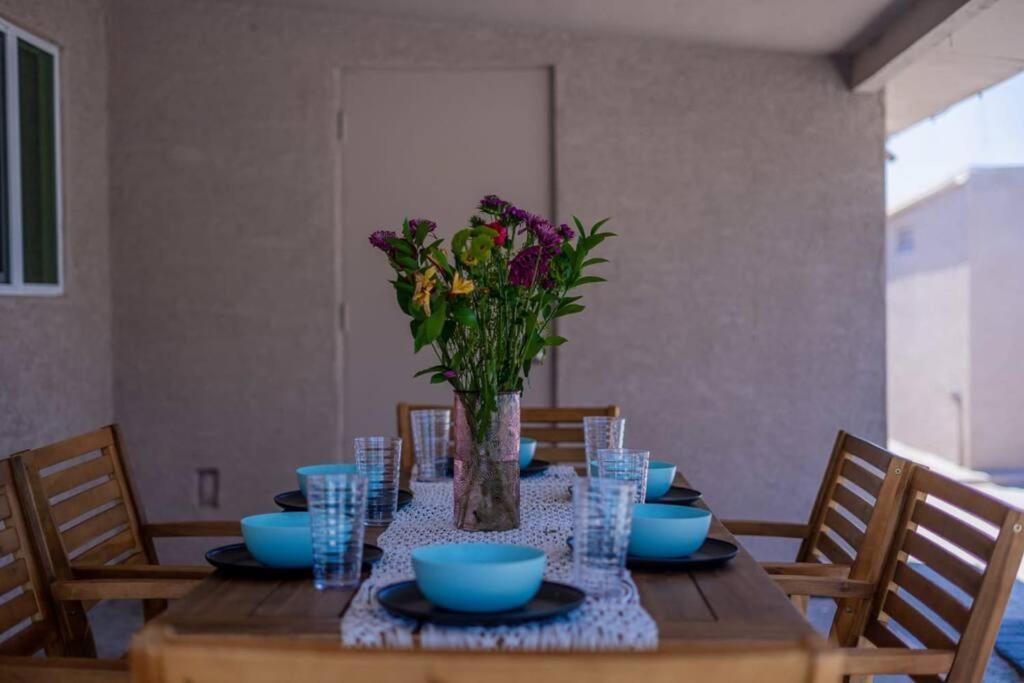 Casa de férias Fab Phx Getaway W/ Pool & Fire Pit Phoenix
