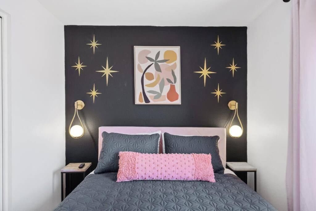 Fab Phx Getaway W/ Pool & Fire Pit Casa de férias *