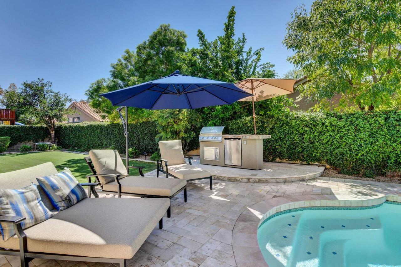 Upscale Scottsdale Retreat With Private Pool And Grill Casa de férias *