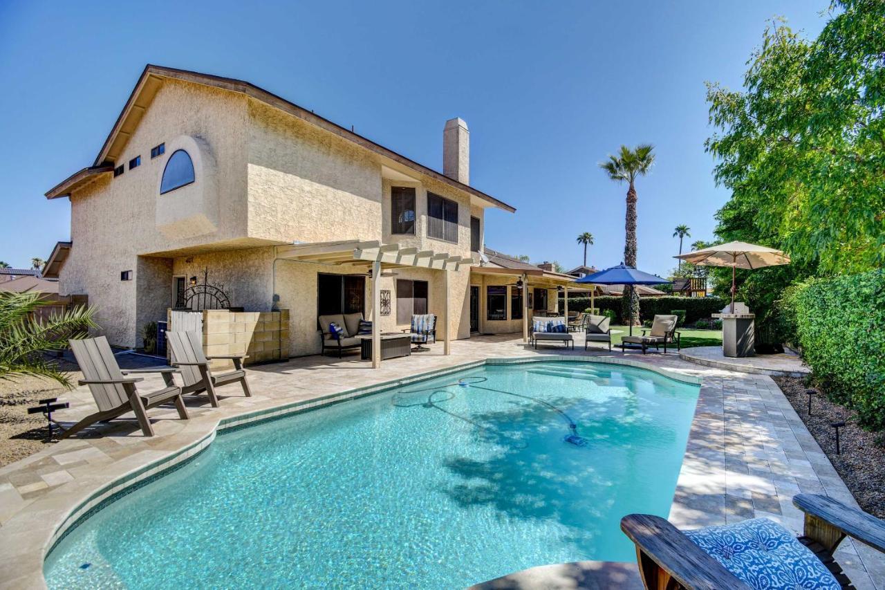 Upscale Scottsdale Retreat With Private Pool And Grill Casa de férias *
