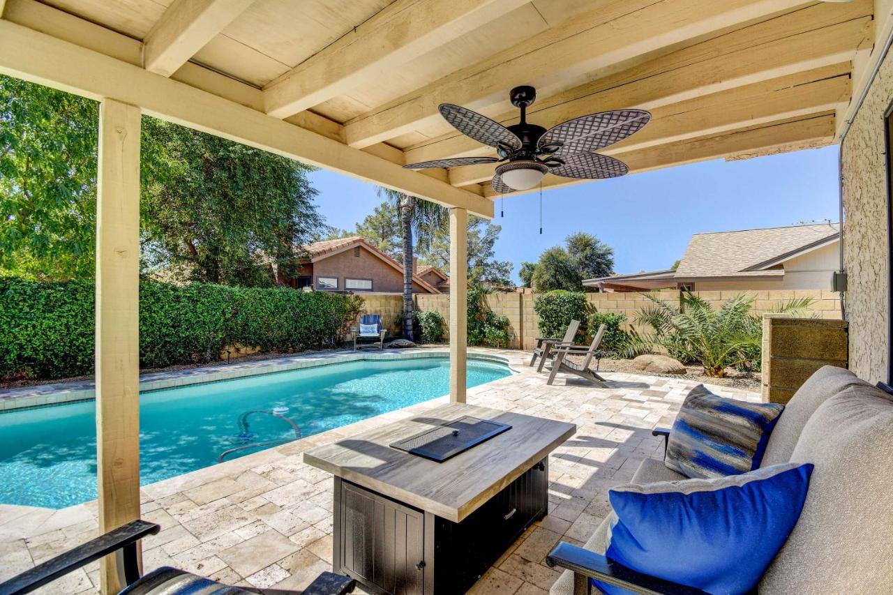 Upscale Scottsdale Retreat With Private Pool And Grill Phoenix