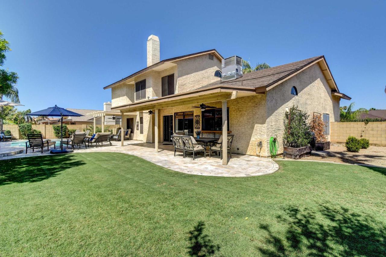 Upscale Scottsdale Retreat With Private Pool And Grill Casa de férias *