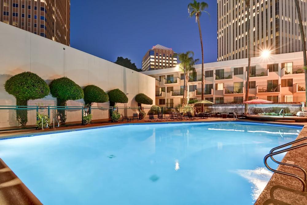 Doubletree By Hilton Phoenix Midtown 3* Phoenix