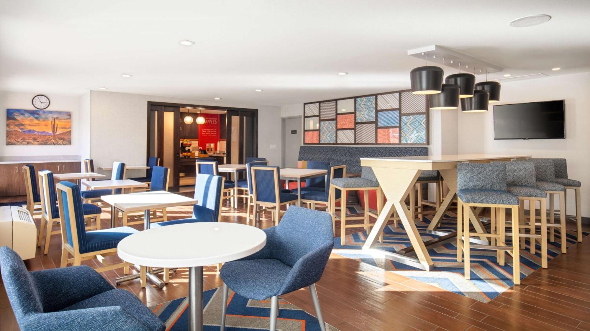Doubletree By Hilton Phoenix Midtown Hotel 3*
