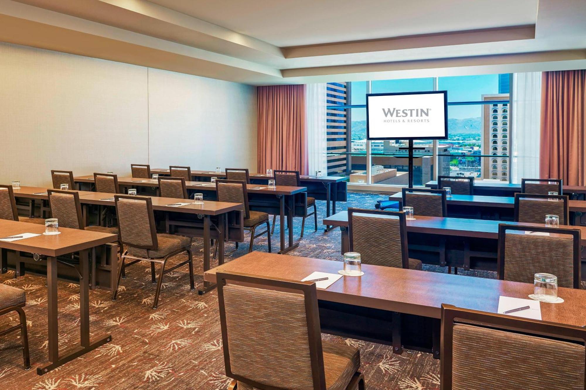 The Westin Downtown 4*
