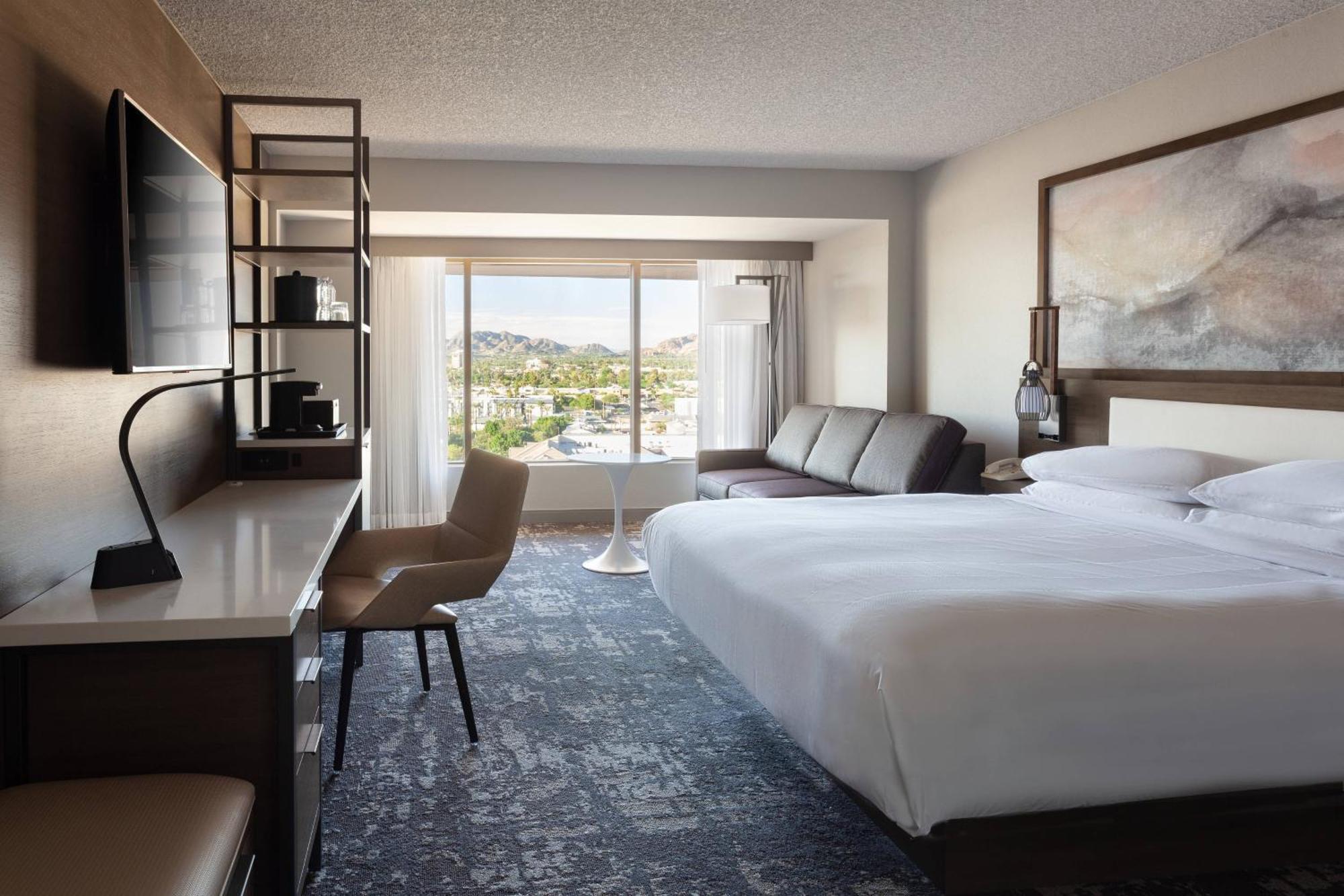 Marriott Airport Hotel 4*