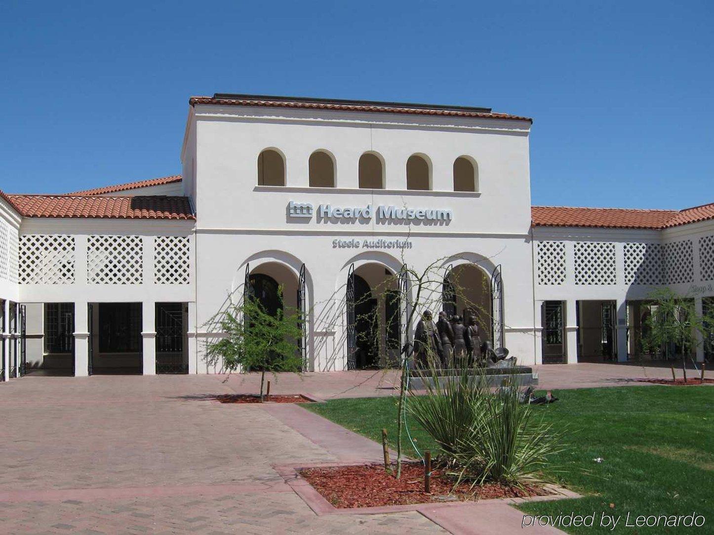 Hotel Doubletree By Hilton Phoenix Midtown 3*