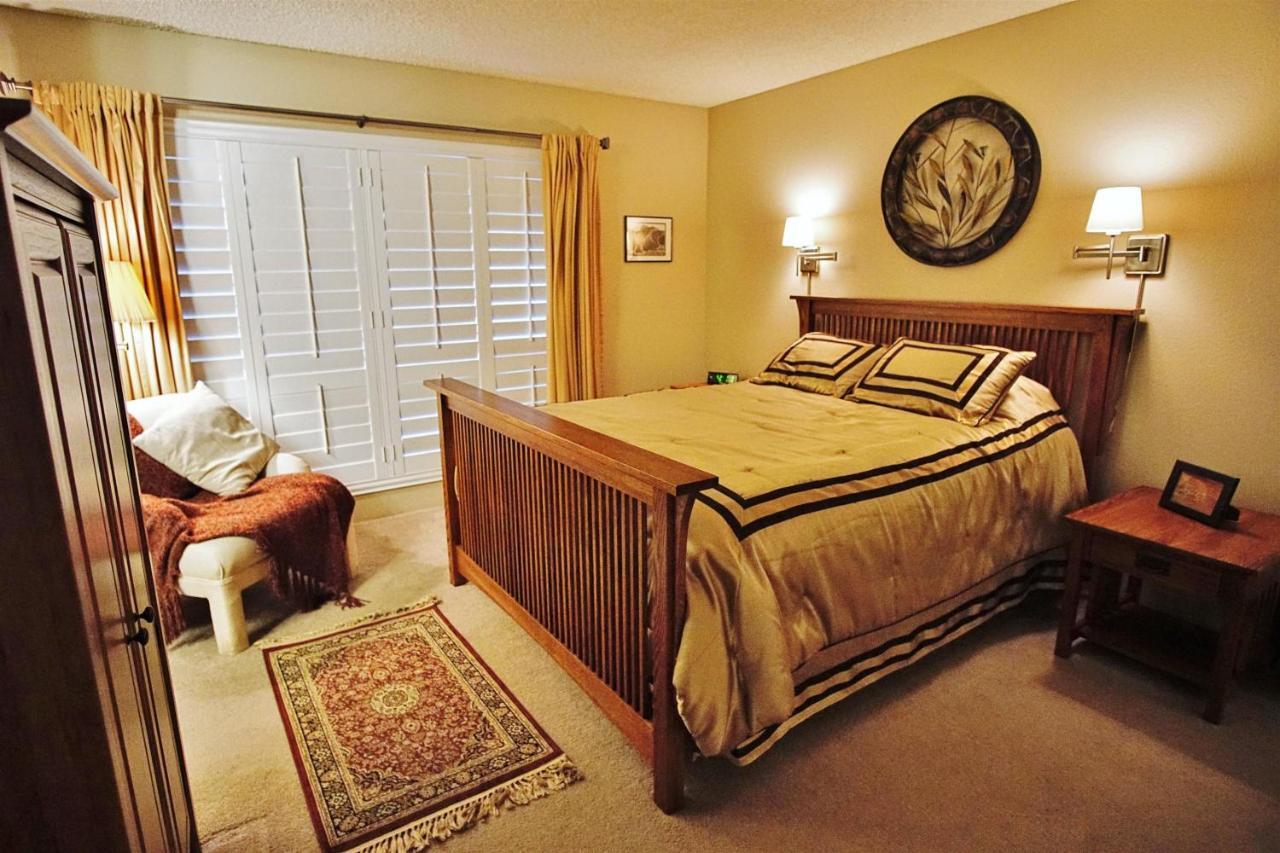 Abode With Pool Access Walk To Fashion Park Apartment *