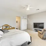 Phoenix Retreat With Hot Tub Hiking Trail On-Site!