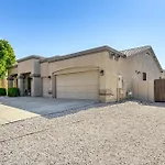 Phoenix Retreat With Hot Tub Hiking Trail On-Site!