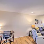 Modern Paradise Valley Condo With Golf Course View!