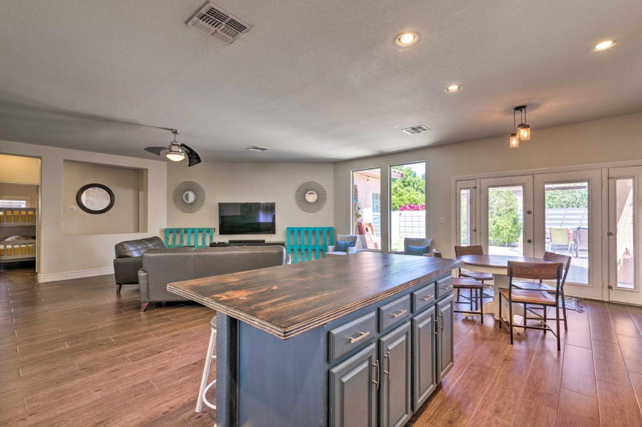 Spacious Retreat With Patio Pets Welcome! Holiday home