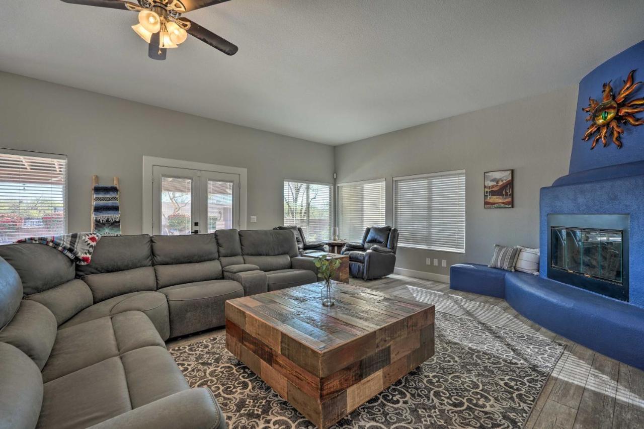 North Desert Gem With Yard And Hot Tub! * Phoenix