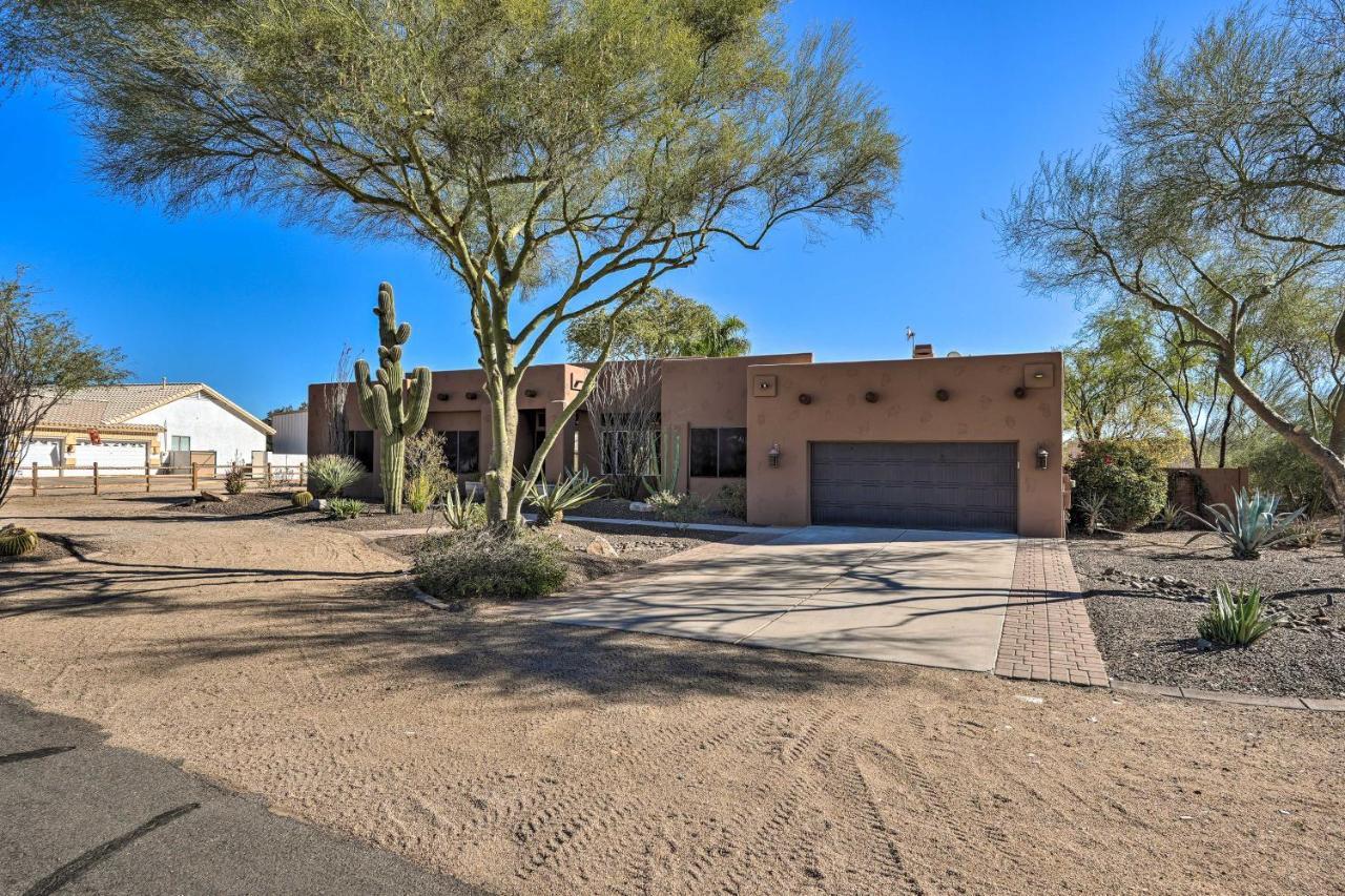 North Desert Gem With Yard And Hot Tub! * Phoenix