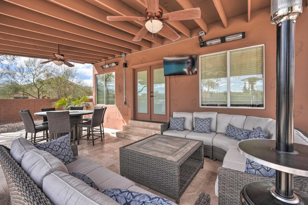 Casa de férias North Desert Gem With Yard And Hot Tub! Phoenix