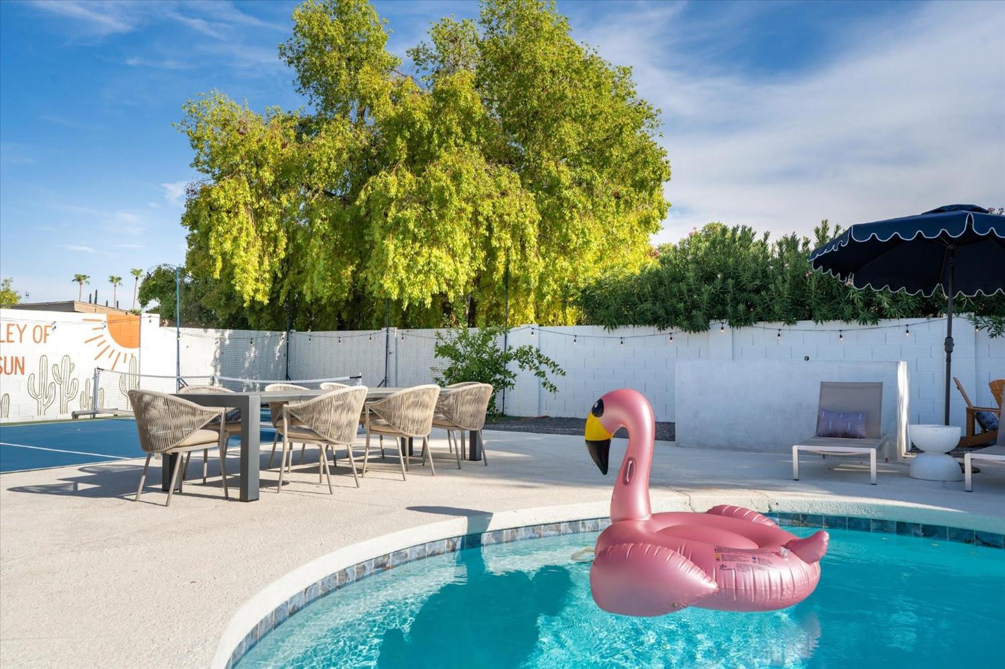 Pickleball Palace Fun Your Unique Az Getaway * Phoenix