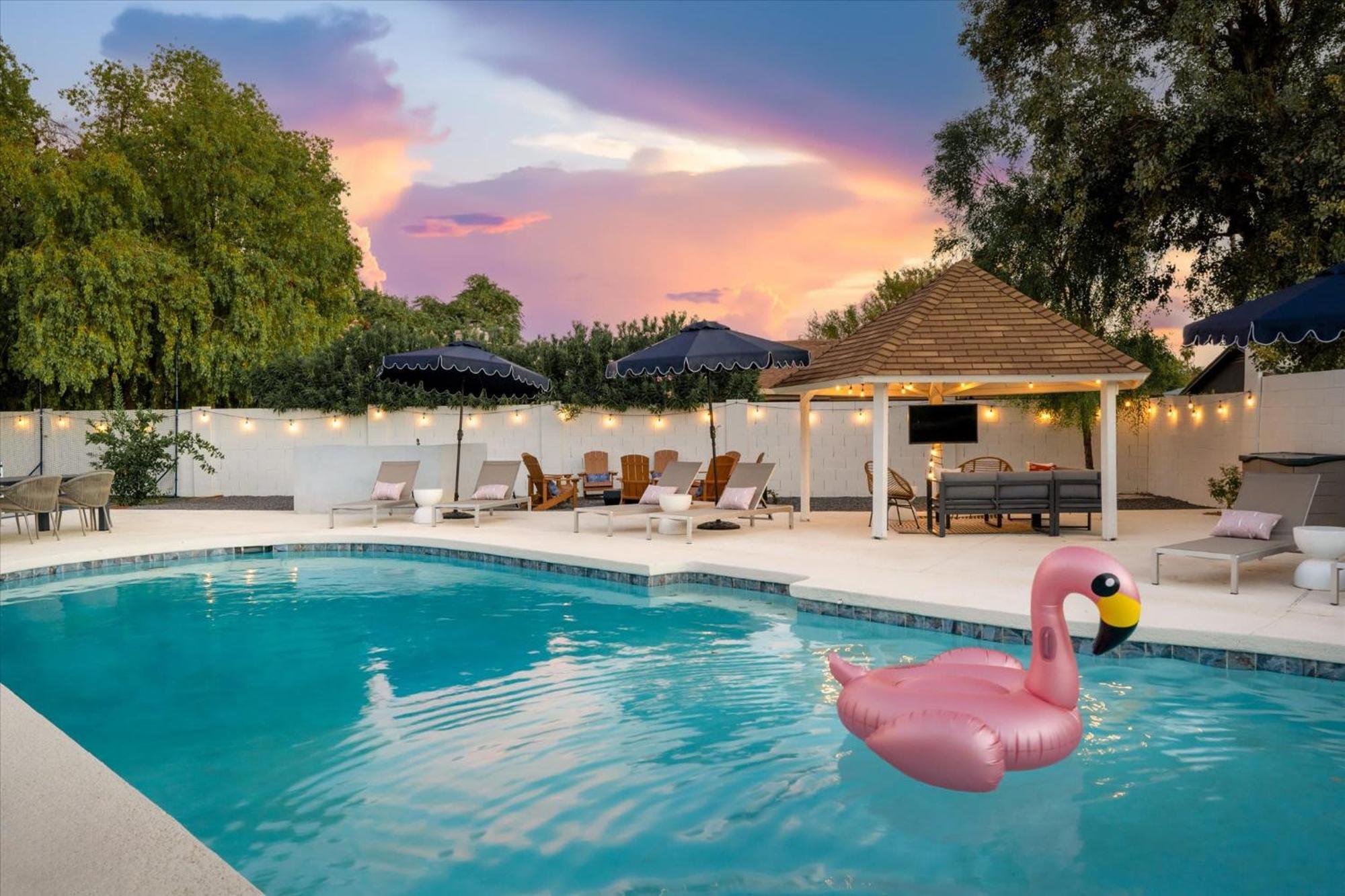 Pickleball Palace Fun Your Unique Az Getaway * Phoenix