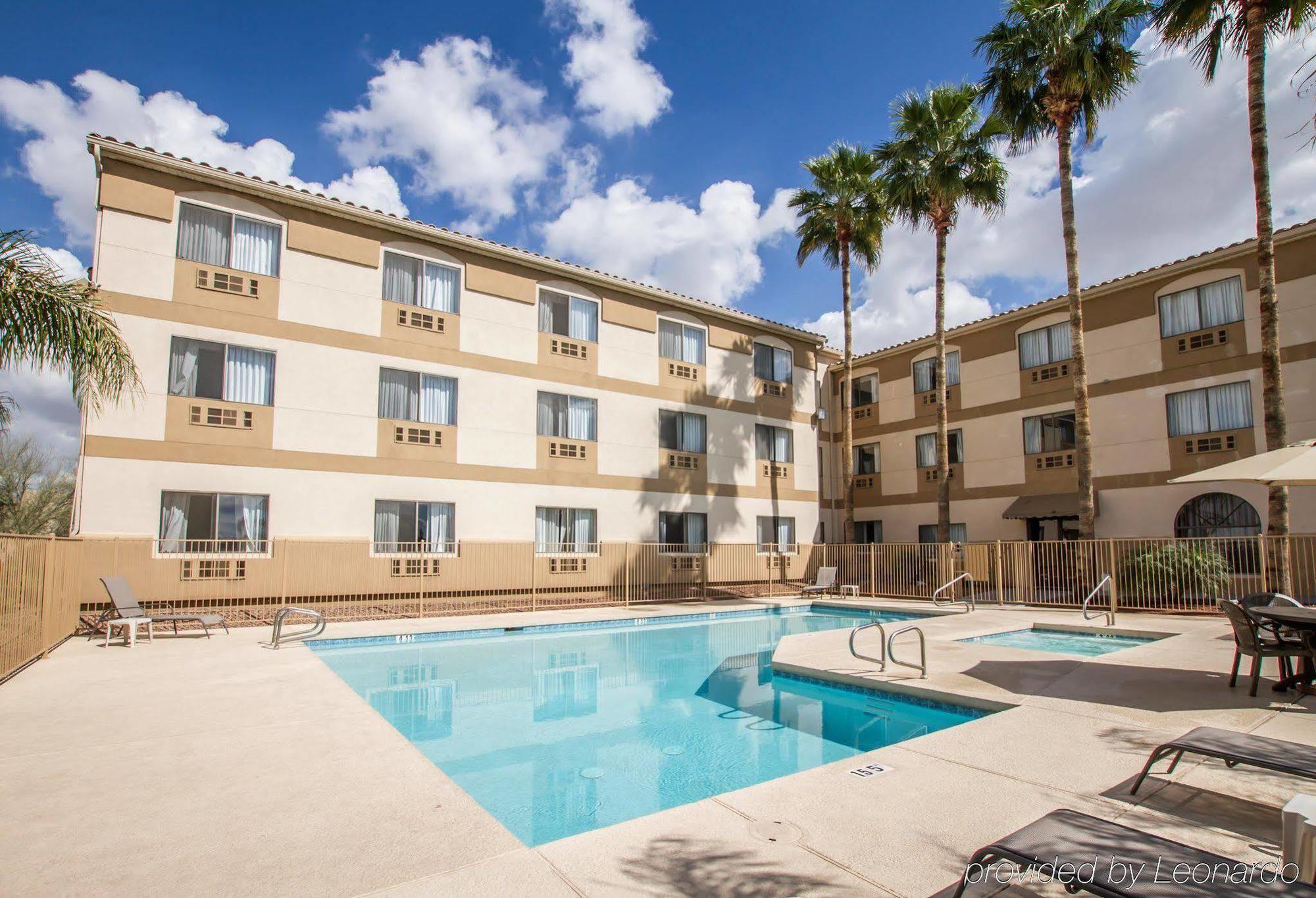 Comfort Inn Phoenix Central City 2* Phoenix