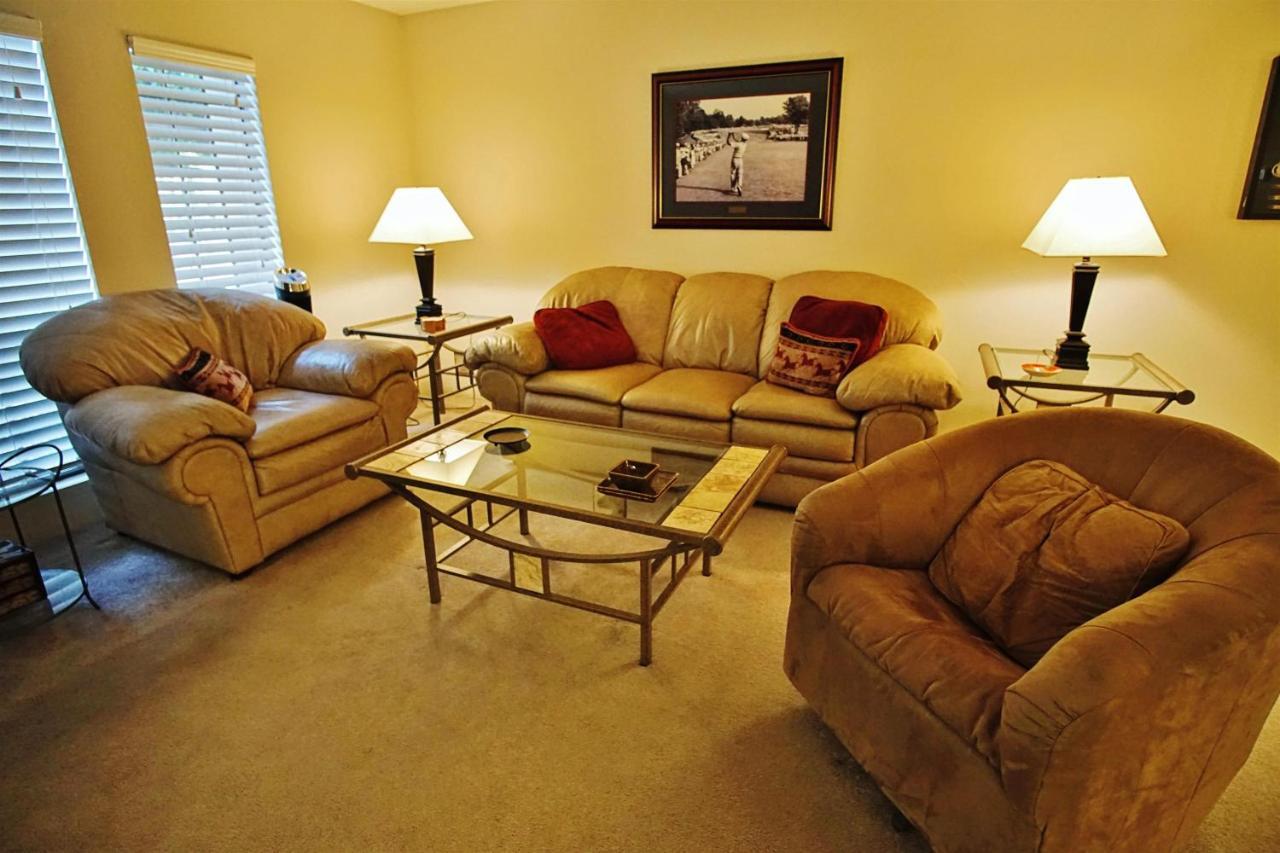 Abode With Pool Access Walk To Fashion Park *