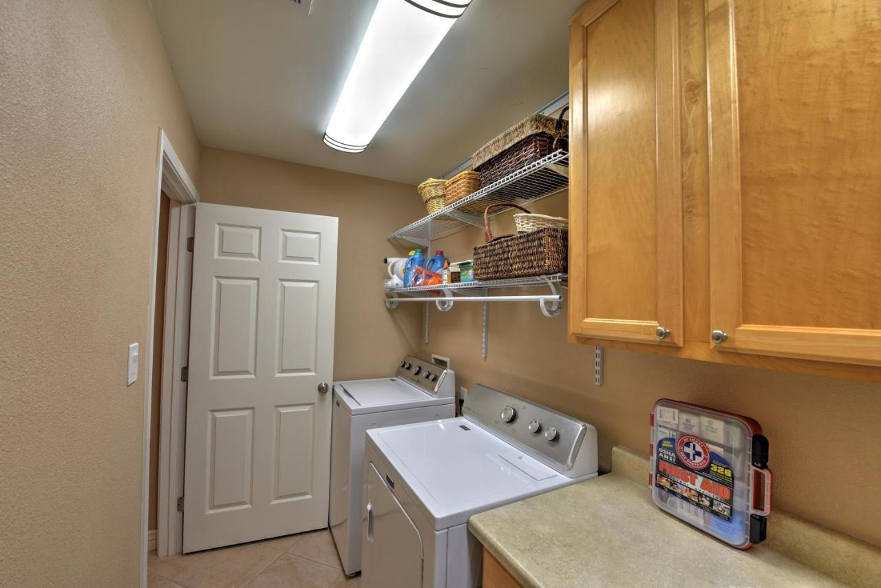 Lovely With Expansive Patio And Fire Pit! Casa de férias *