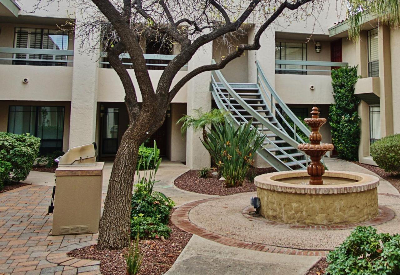 Abode With Pool Access Walk To Fashion Park