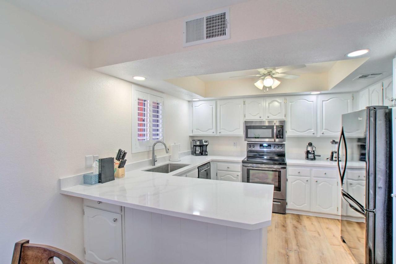Apartamento Modern Paradise Valley With Golf Course View!
