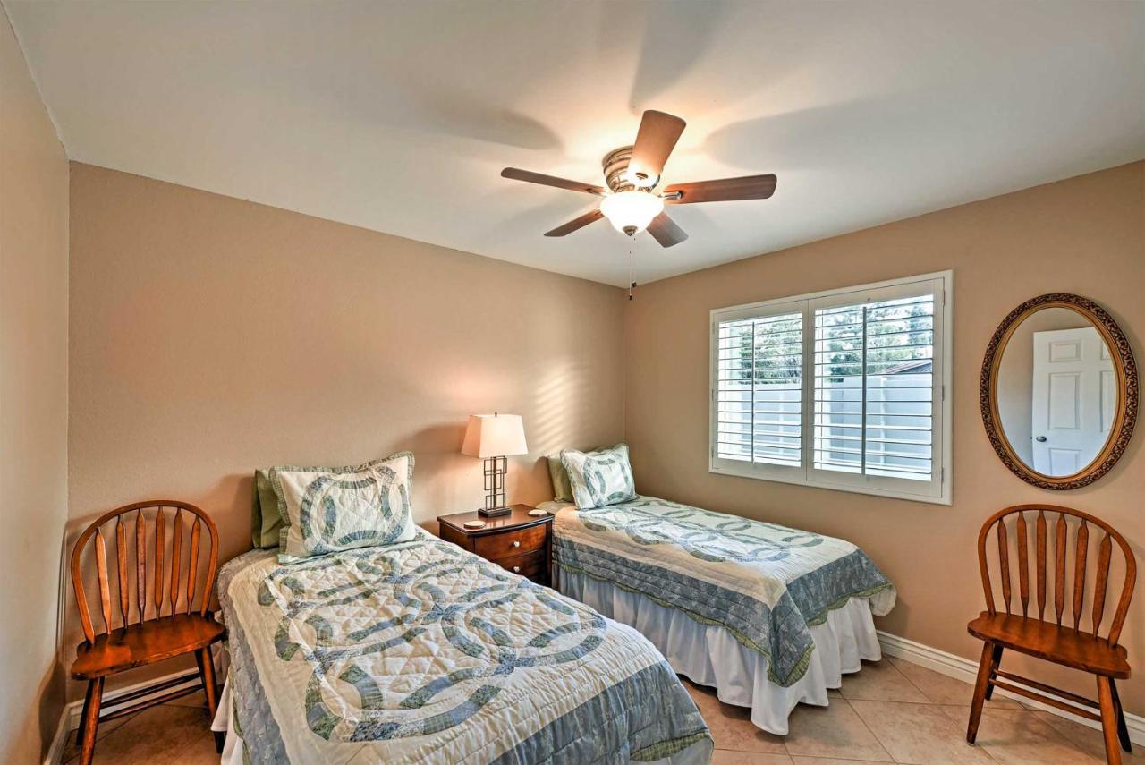Lovely With Expansive Patio And Fire Pit! Casa de férias Phoenix